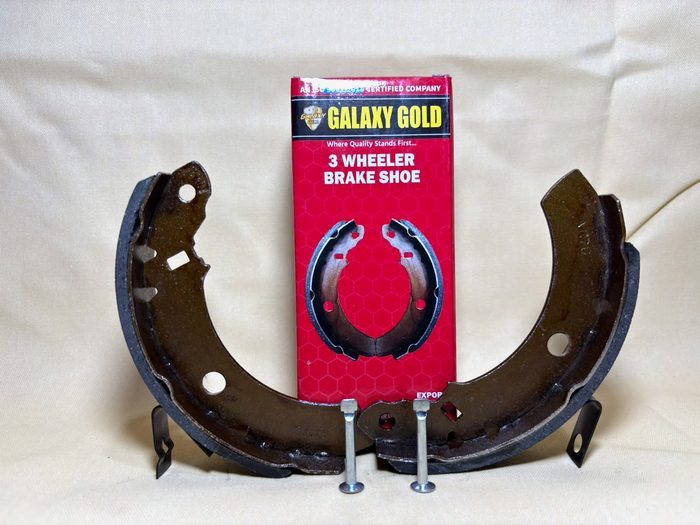 3 Wheeler Brake Shoe thumbnail 4